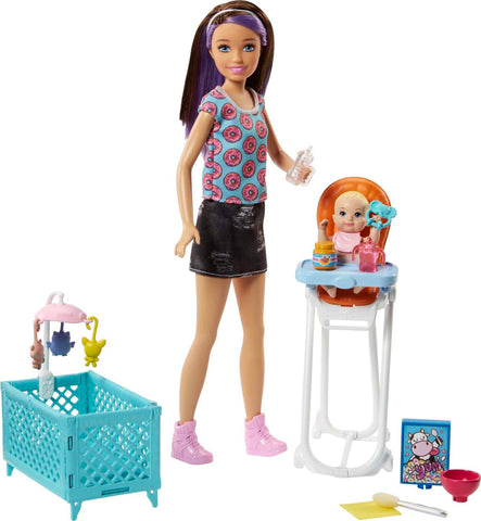 Barbie Toys, Skipper High Chair and Crib Playset with Skipper Doll, Color-Change Baby Doll, Furniture and Accessories, Babysitters Inc. Set